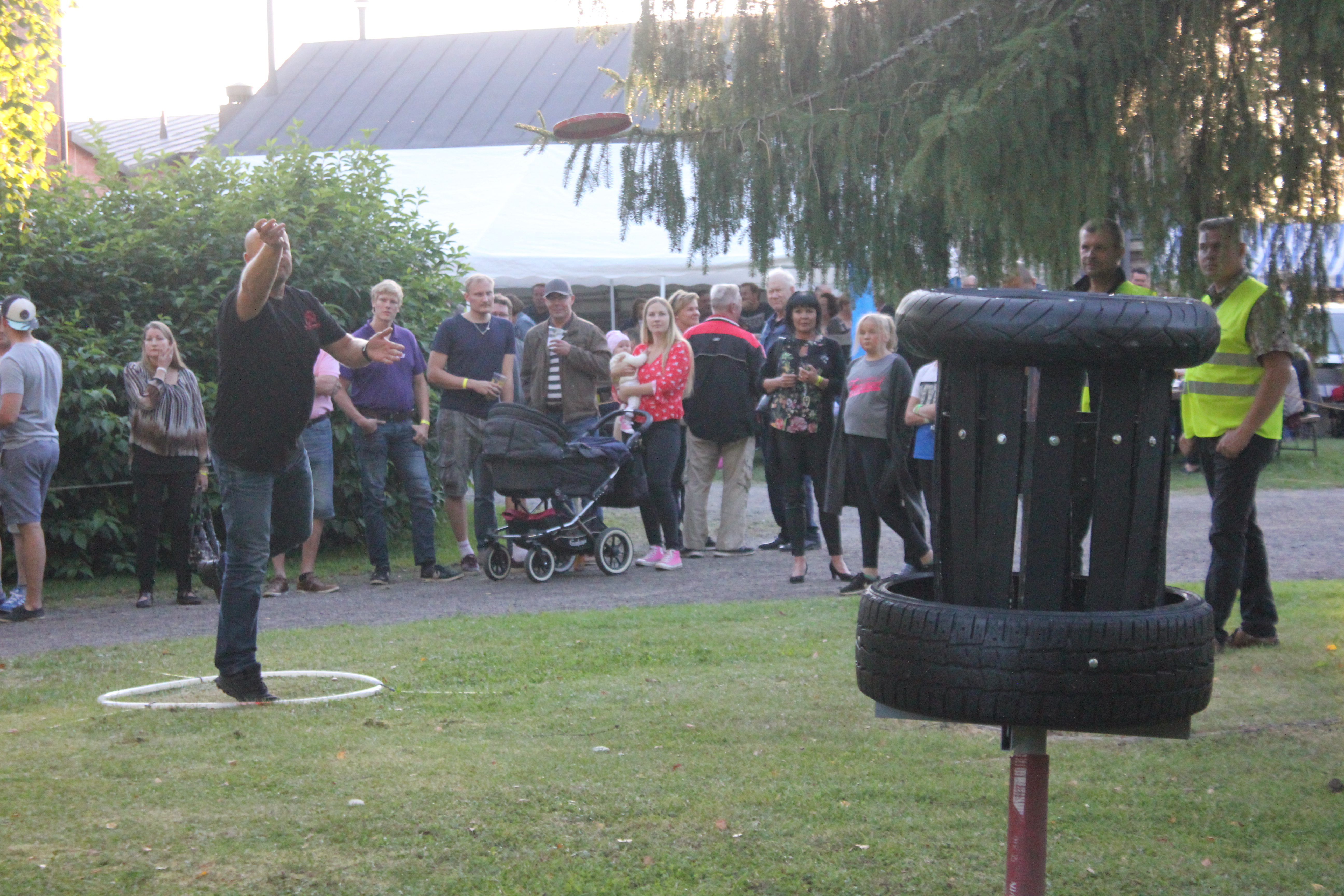 Raskasta kiekkoa.JPG